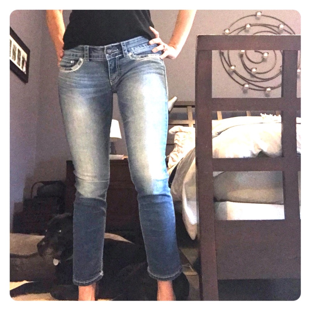 Daytrip Aries Cropped 28